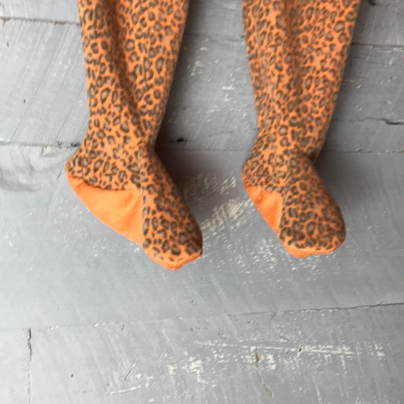 New footed sleeper - Picture 2 of 5